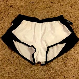 Victoria’s Secret Sport Running Shorts Small